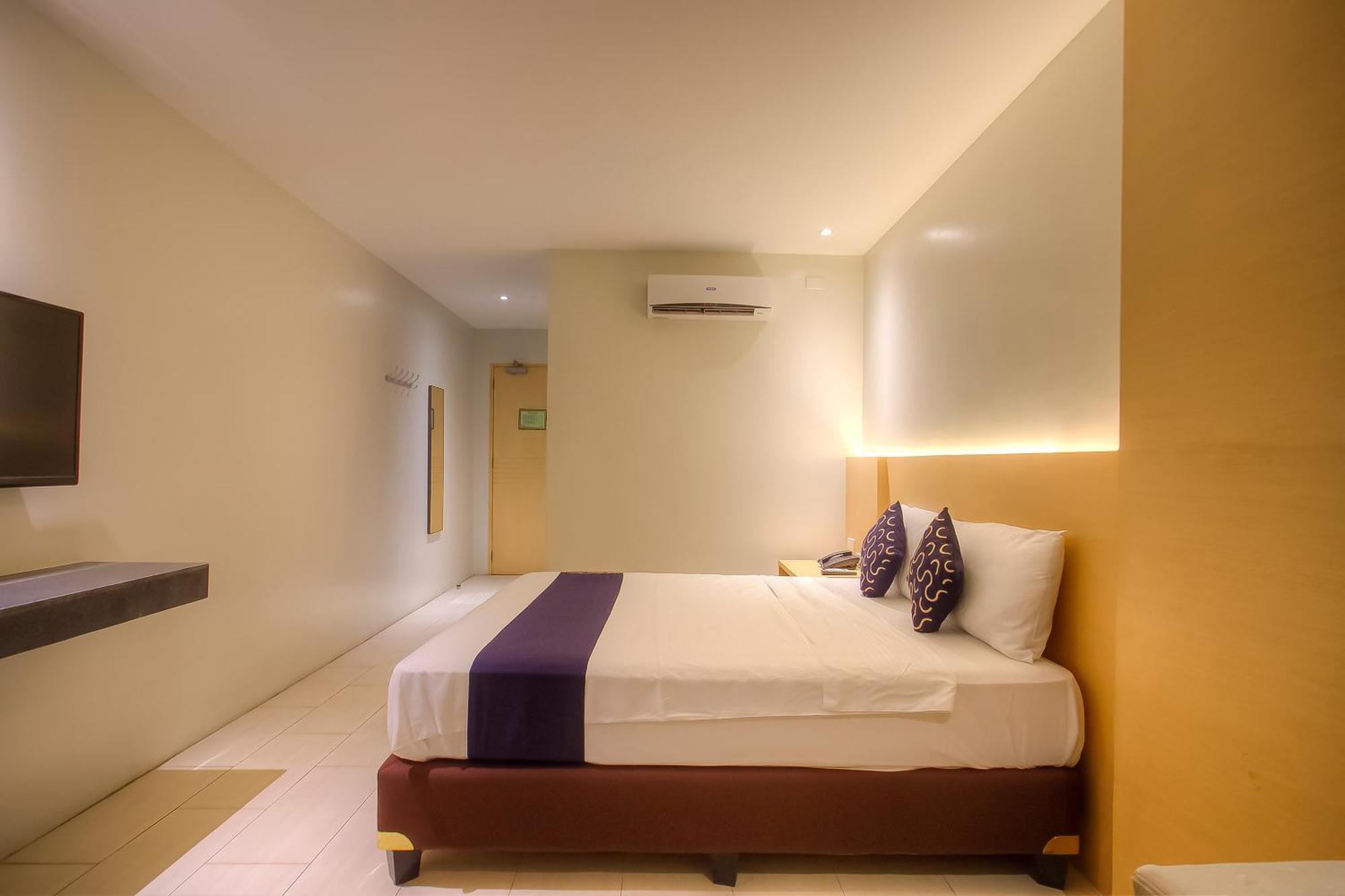 Capital O 827 Speciale Hotel Rosario  Exterior photo